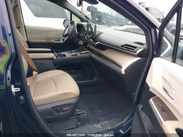 5TDJSKFCXRS132351 Toyota SIENNA XLE
