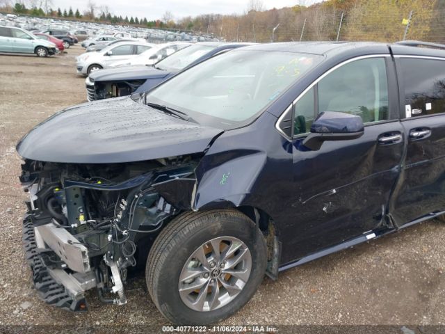 5TDJSKFCXRS132351 Toyota SIENNA XLE