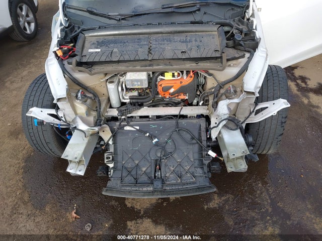 2023 TESLA MODEL Y 7SAYGDEE8PF692744 Photo 9