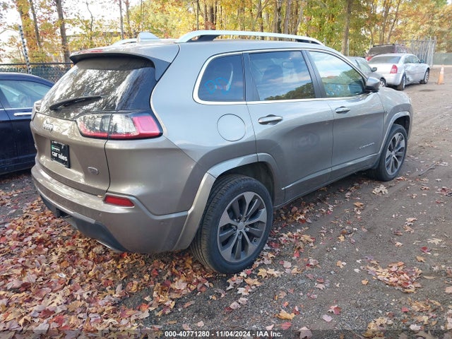 1C4PJMJXXKD335244 Jeep Cherokee Overland 4x4