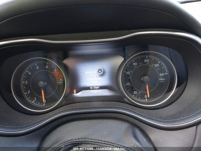 1C4PJMJXXKD335244 Jeep Cherokee Overland 4x4