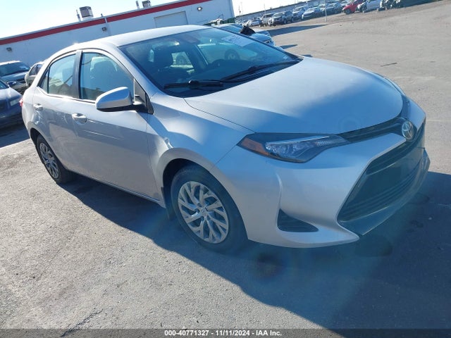 2017 2T1BURHE1HC809316 головне зображення