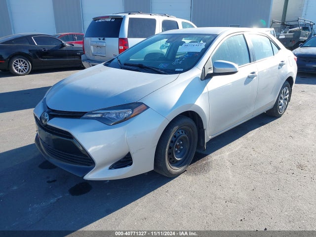 Toyota COROLLA LE 2017 2T1BURHE1HC809316 Image 2