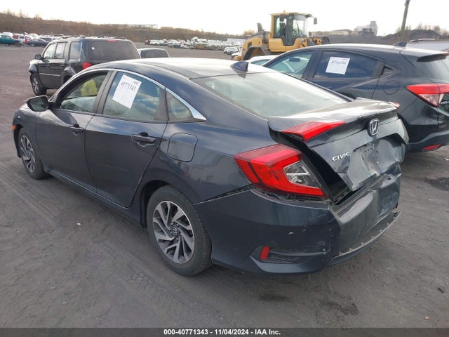 Honda CIVIC EX 2017 2HGFC2F71HH555436 Image 3