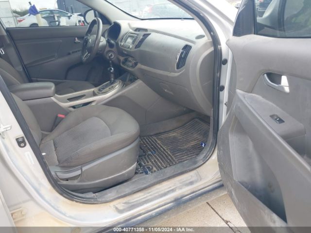 KNDPBCAC8F7720780 KIA Sportage Lx