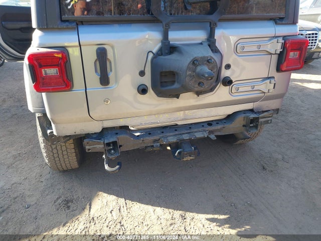 1C4HJXDN7LW156973 Jeep Wrangler Unlimited Sport S 4x4