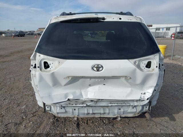 5TDKK3DC1FS546384 Toyota Sienna Le 8 Passenger