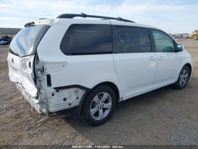 5TDKK3DC1FS546384 Toyota Sienna Le 8 Passenger