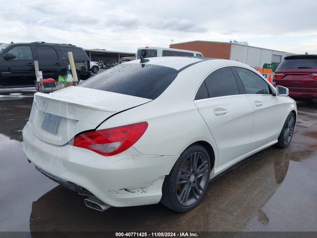 Mercedes-Benz CLA 250 2015 WDDSJ4EB4FN212618 Image 4