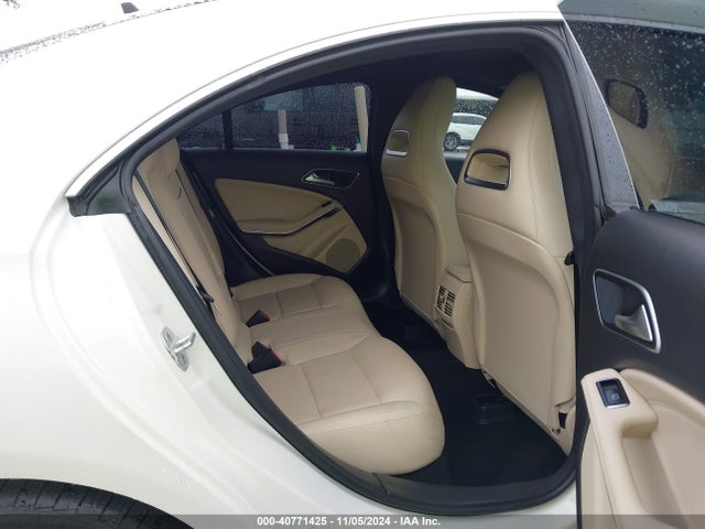 Mercedes-Benz CLA 250 2015 WDDSJ4EB4FN212618 Image 8