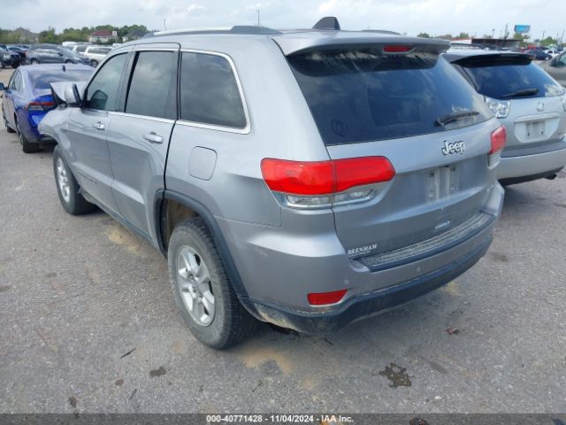 1C4RJEAG2HC626656 Jeep Grand Cherokee Laredo 4x2