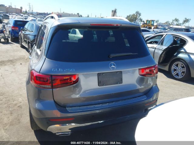 W1N4M4GB4LW014000 Mercedes-Benz GLB 250
