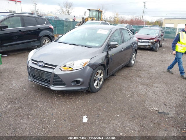 Ford FOCUS SE 2014 1FADP3F29EL310635 Image 2