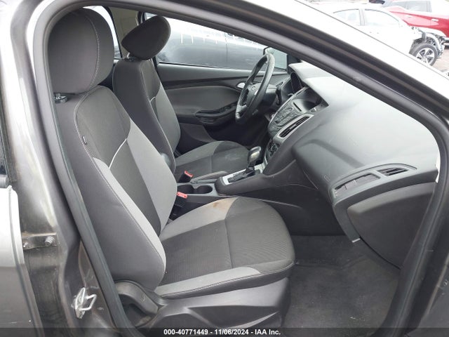 Ford FOCUS SE 2014 1FADP3F29EL310635 Image 5