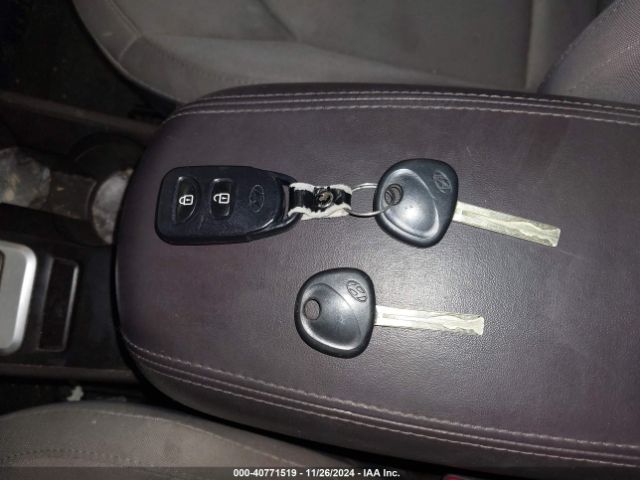 KM8JT3AF6EU948334 Hyundai TUCSON GLS