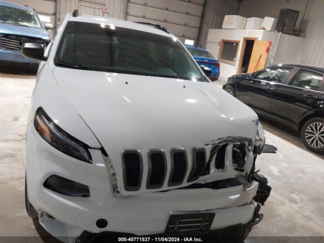 1C4PJLAB0HW643650 Jeep Cherokee Altitude Fwd
