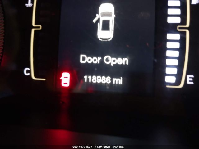 1C4PJLAB0HW643650 Jeep Cherokee Altitude Fwd