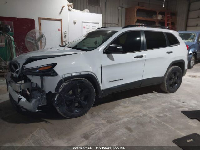 1C4PJLAB0HW643650 Jeep Cherokee Altitude Fwd