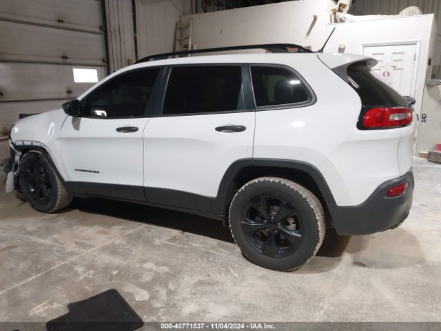 1C4PJLAB0HW643650 Jeep Cherokee Altitude Fwd