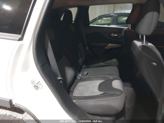 1C4PJLAB0HW643650 Jeep Cherokee Altitude Fwd