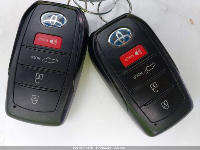 JTEAAAAH0MJ050792 Toyota Venza Xle
