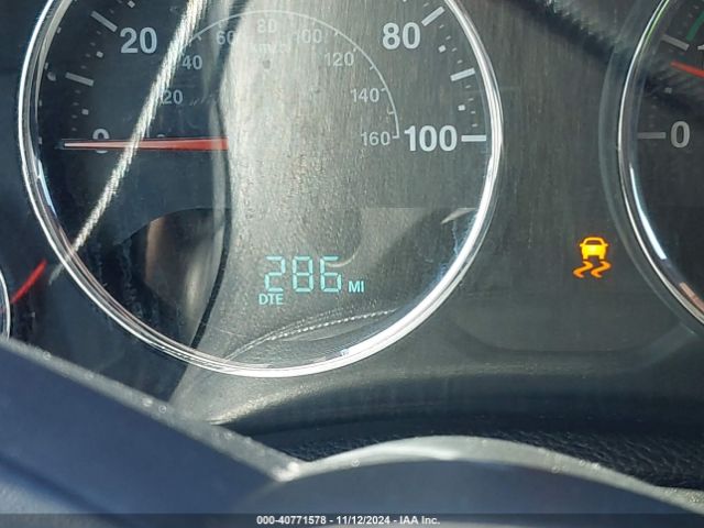 1C4HJWDG6GL232850 Jeep Wrangler Unlimited Sport