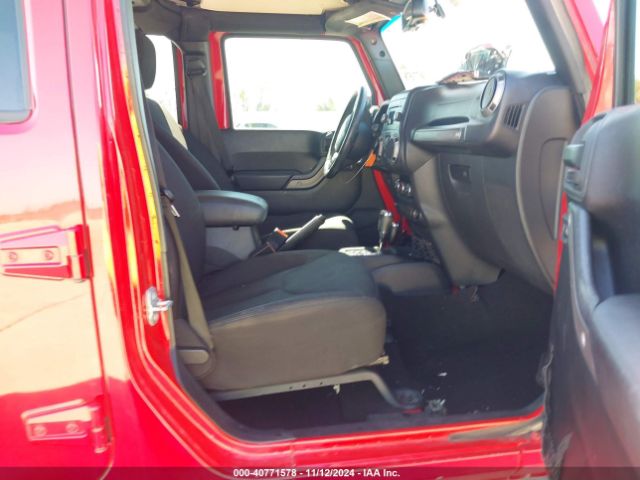 1C4HJWDG6GL232850 Jeep Wrangler Unlimited Sport