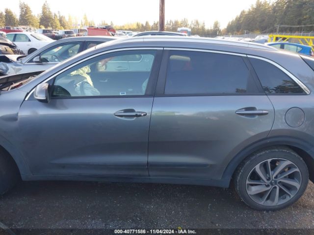 KNDCE3LC0H5062079 KIA Niro Touring