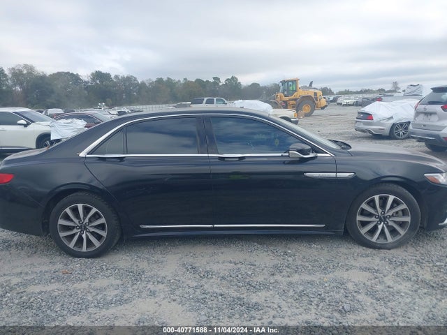 1LN6L9HK7J5612644 Lincoln Continental Livery