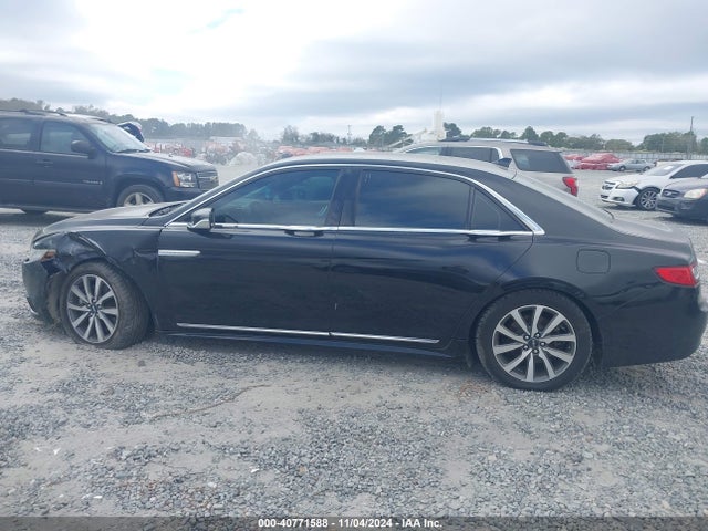 1LN6L9HK7J5612644 Lincoln Continental Livery