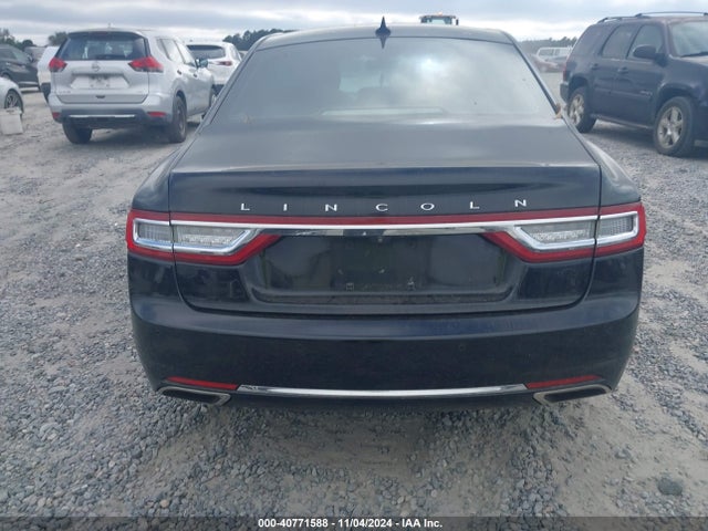 1LN6L9HK7J5612644 Lincoln Continental Livery