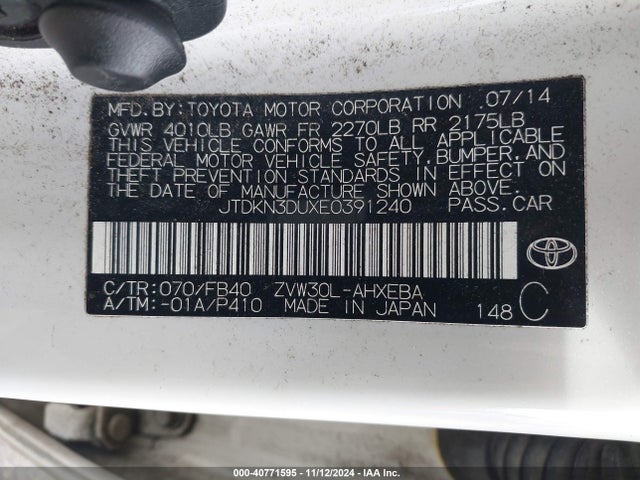 JTDKN3DUXE0391240 Toyota Prius Two