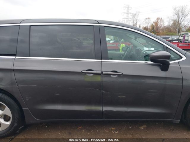 2C4RC1CG2HR796636 Chrysler Pacifica Lx