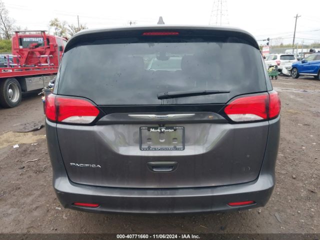 2C4RC1CG2HR796636 Chrysler Pacifica Lx