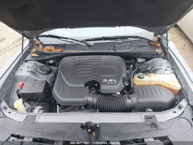 2C3CDZAG0KH560542 Dodge Challenger Sxt