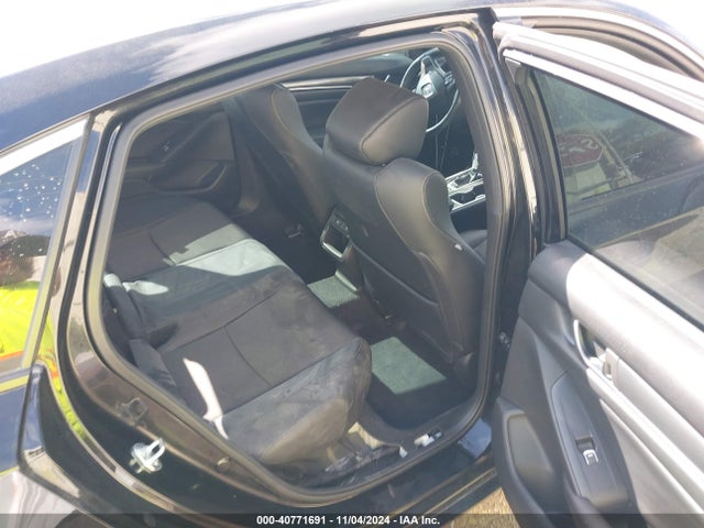 1HGCV1F38NA081788 Honda Accord Sport
