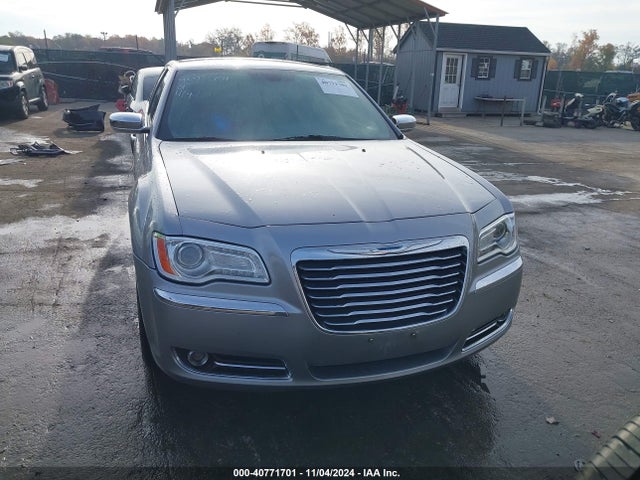 Chrysler 300c Awd 2014 2C3CCAKG8EH235872 Image 12