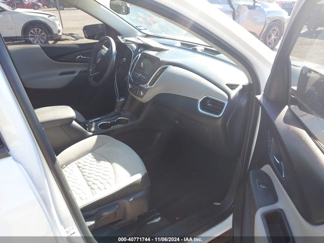 3GNAXHEV8KS595248 Chevrolet EQUINOX LS