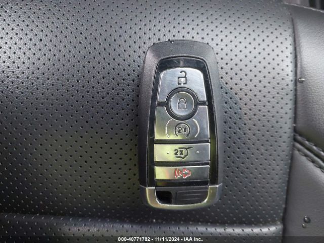 1FMJU1J82REA32804 Ford Expedition Xlt