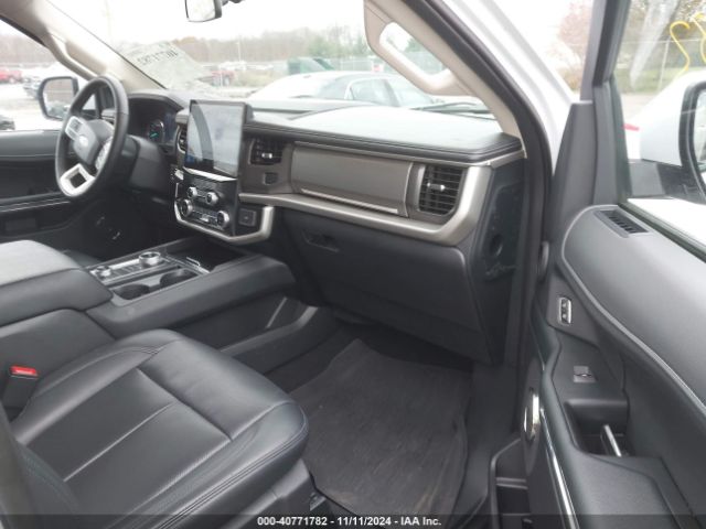 1FMJU1J82REA32804 Ford Expedition Xlt