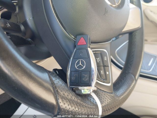 WDC0G4JB7KF549966 Mercedes-Benz GLC 300