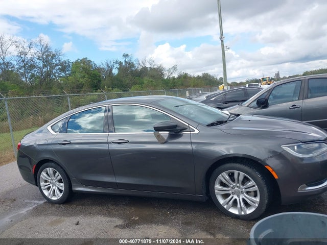 Chrysler 200 Limited 2015 1C3CCCABXFN757106 Image 13