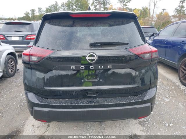 5N1BT3AA8RC708786 Nissan Rogue S Fwd