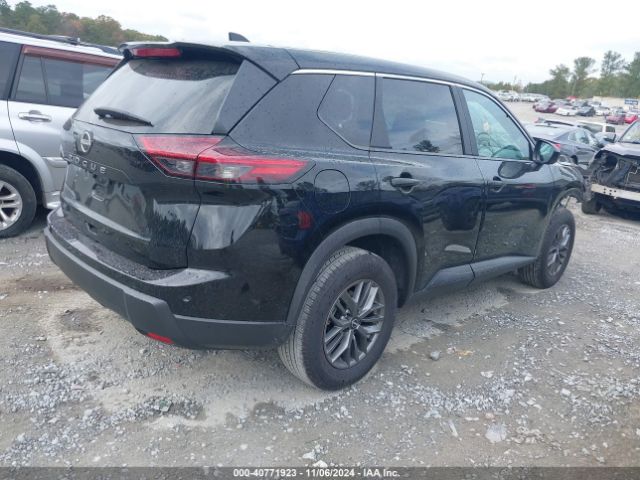 5N1BT3AA8RC708786 Nissan Rogue S Fwd
