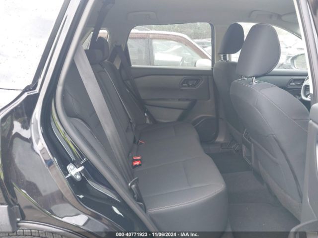 5N1BT3AA8RC708786 Nissan Rogue S Fwd