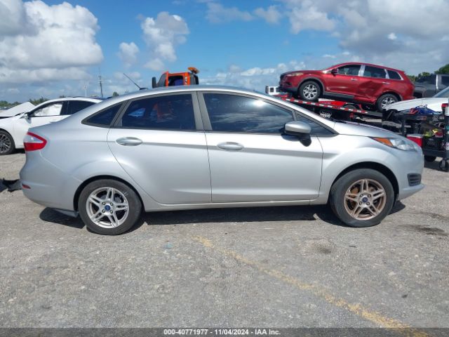 3FADP4BJ8HM125238 Ford FIESTA SE
