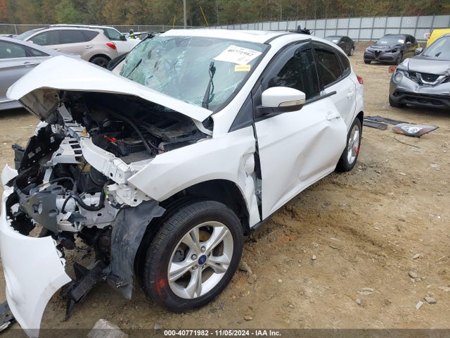 Ford FOCUS SE 2014 1FADP3K28EL443490 Image 20