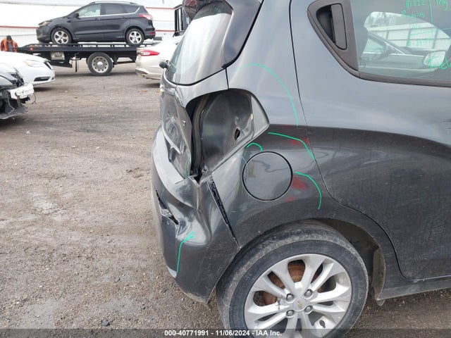 Chevrolet Spark 1lt Cvt 2019 KL8CD6SA5KC732645 Image 17