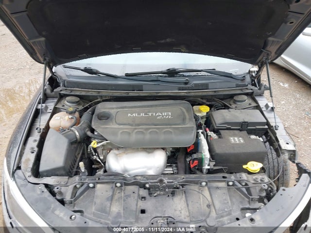 Chrysler 200 Limited 2016 1C3CCCAB6GN133322 Image 10