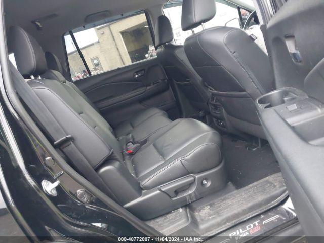 5FNYF6H98NB001607 Honda Pilot Awd Touring 8 Passenger